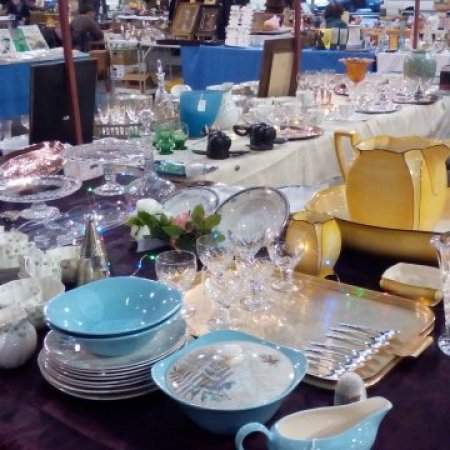Notre stand à la brocante de Brive